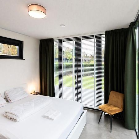 Wellness Bungalow With Sauna Ermelo Exterior photo